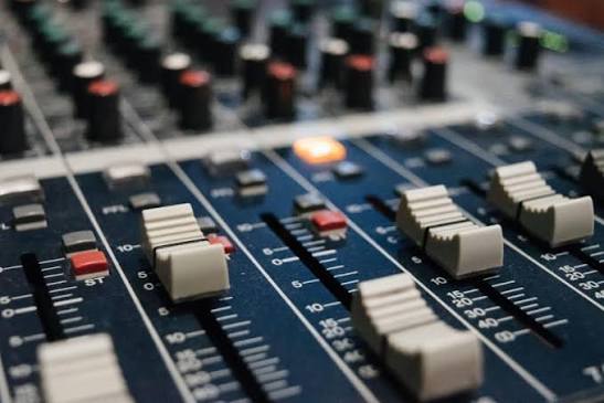 Audio Mixer